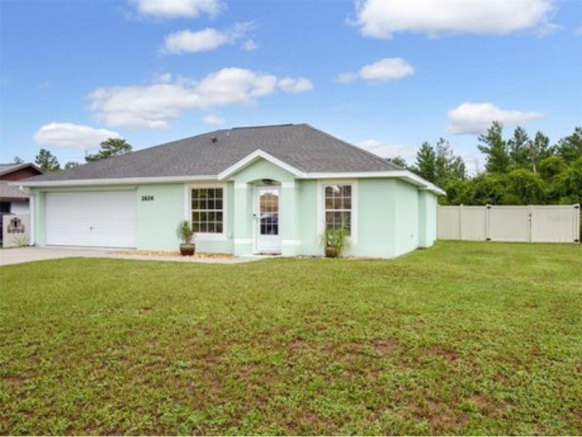 Picture of Home For Sale in Deltona, Florida, United States