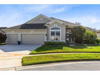 Home For Sale in Winter Springs, Florida