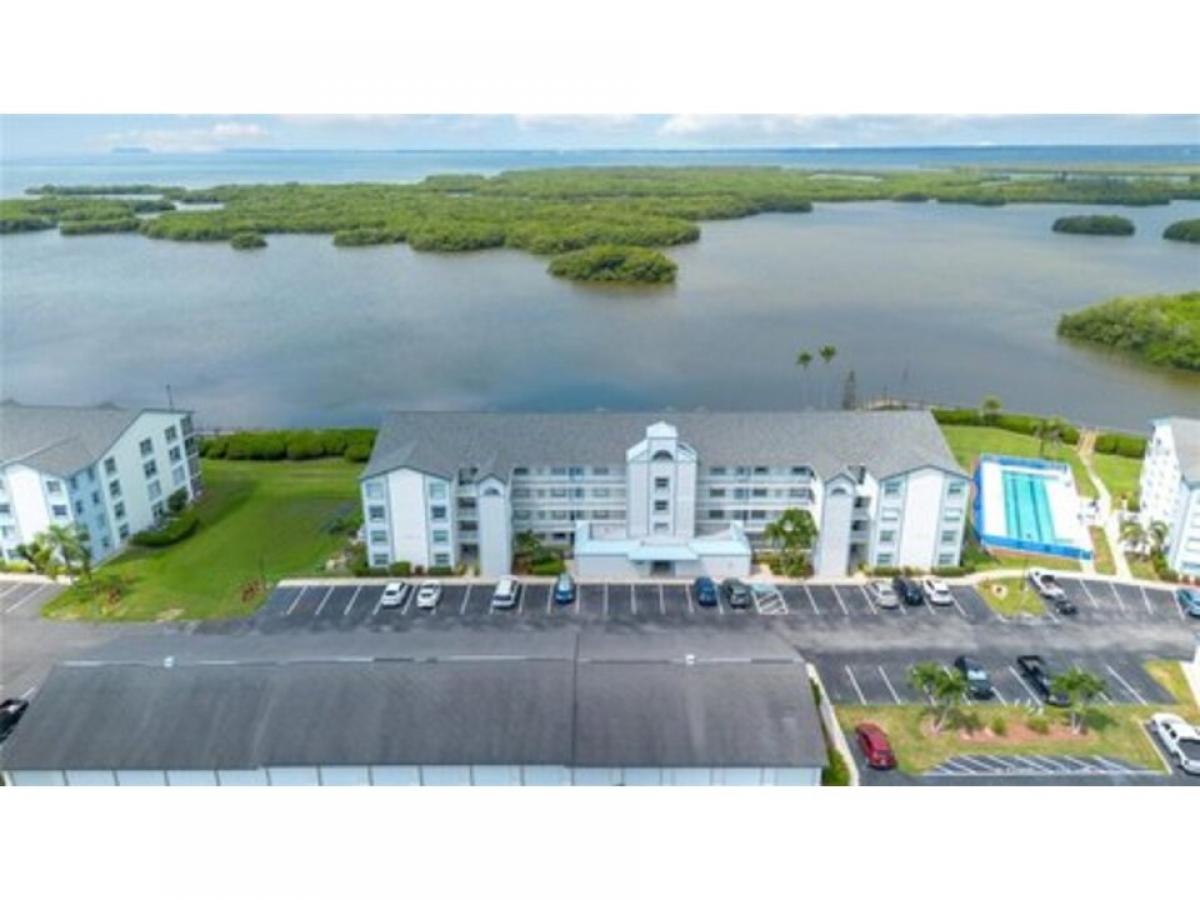 Picture of Home For Sale in Cocoa Beach, Florida, United States