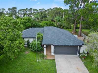 Home For Sale in Palm Bay, Florida