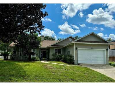 Home For Sale in Ocoee, Florida