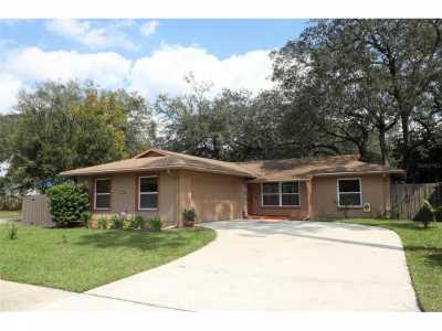 Home For Sale in Casselberry, Florida