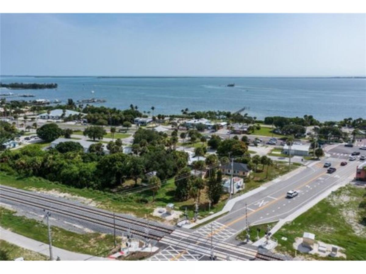 Picture of Residential Land For Sale in Sebastian, Florida, United States