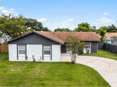 Home For Sale in Altamonte Springs, Florida