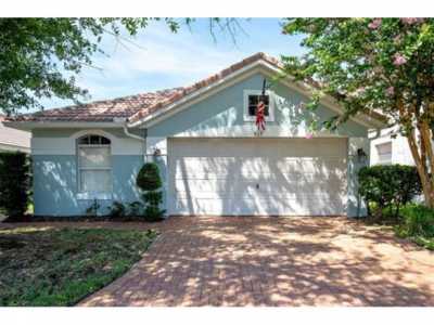 Home For Sale in Winter Springs, Florida