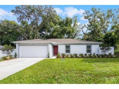 Home For Sale in Orange City, Florida