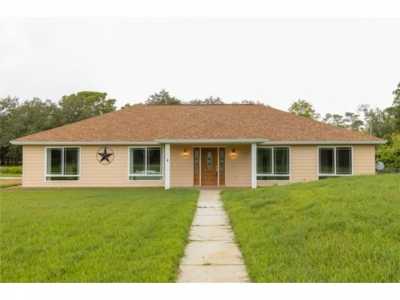 Home For Sale in Chuluota, Florida