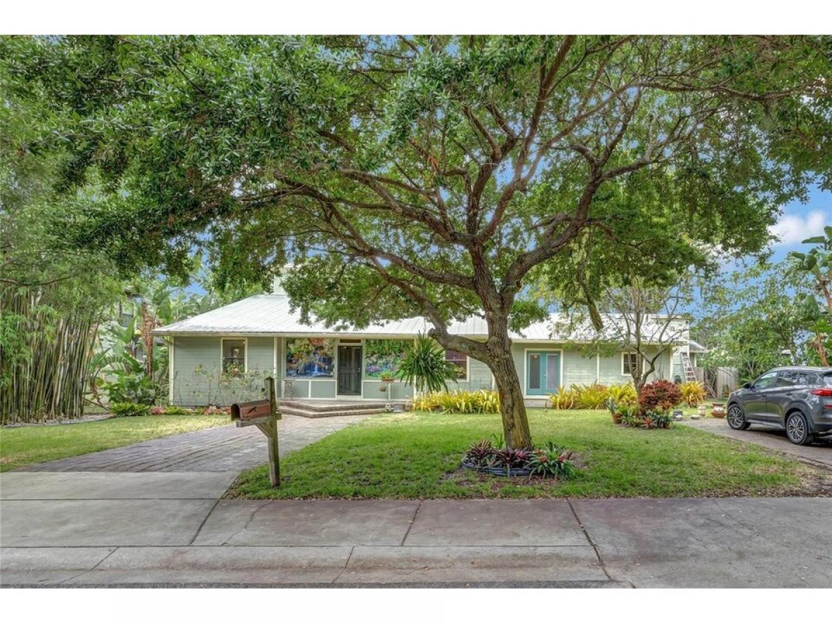 Picture of Home For Sale in Maitland, Florida, United States