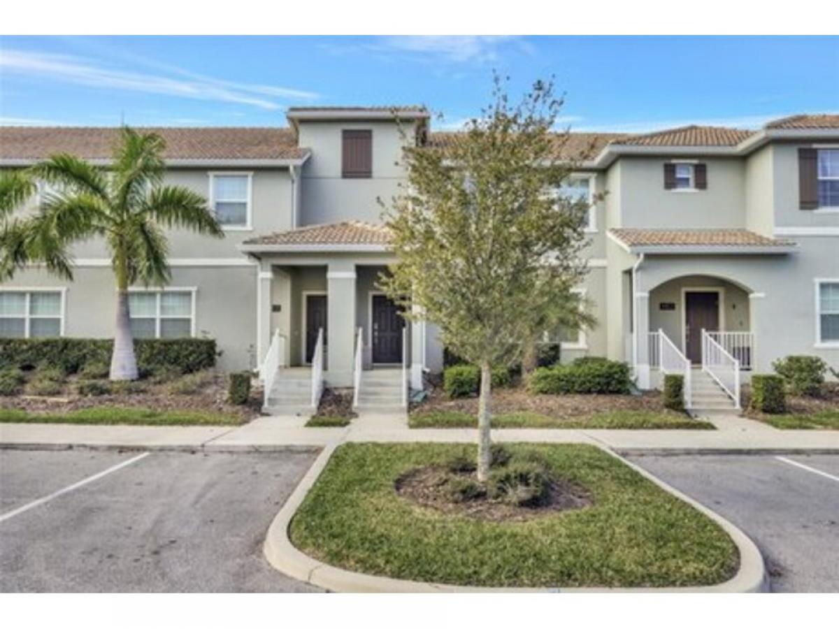 Picture of Home For Sale in Kissimmee, Florida, United States