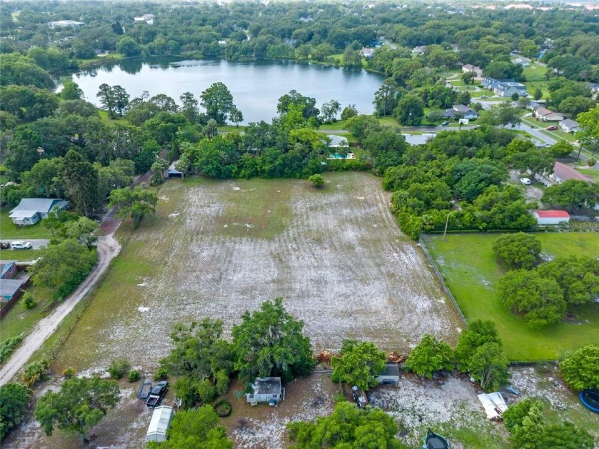 Picture of Residential Land For Sale in Apopka, Florida, United States