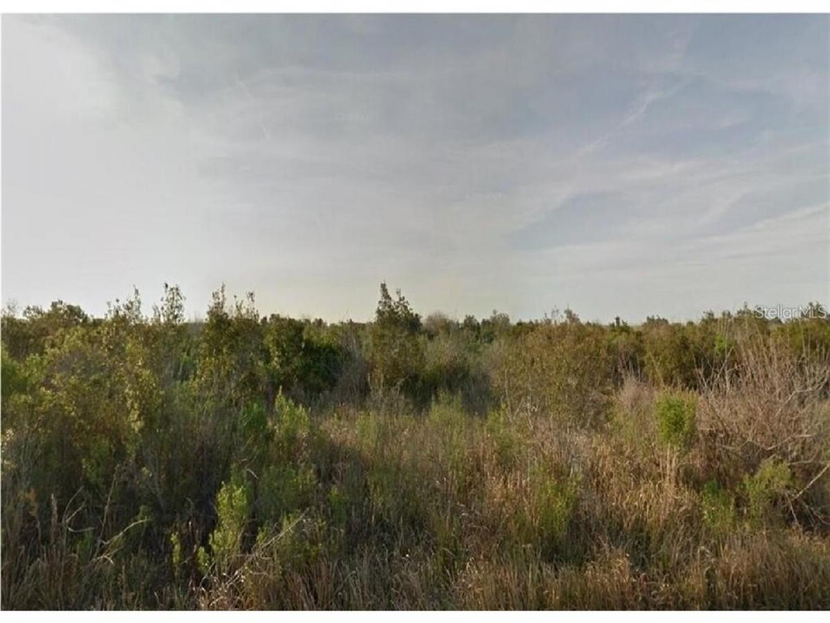 Picture of Residential Land For Sale in Palm Bay, Florida, United States