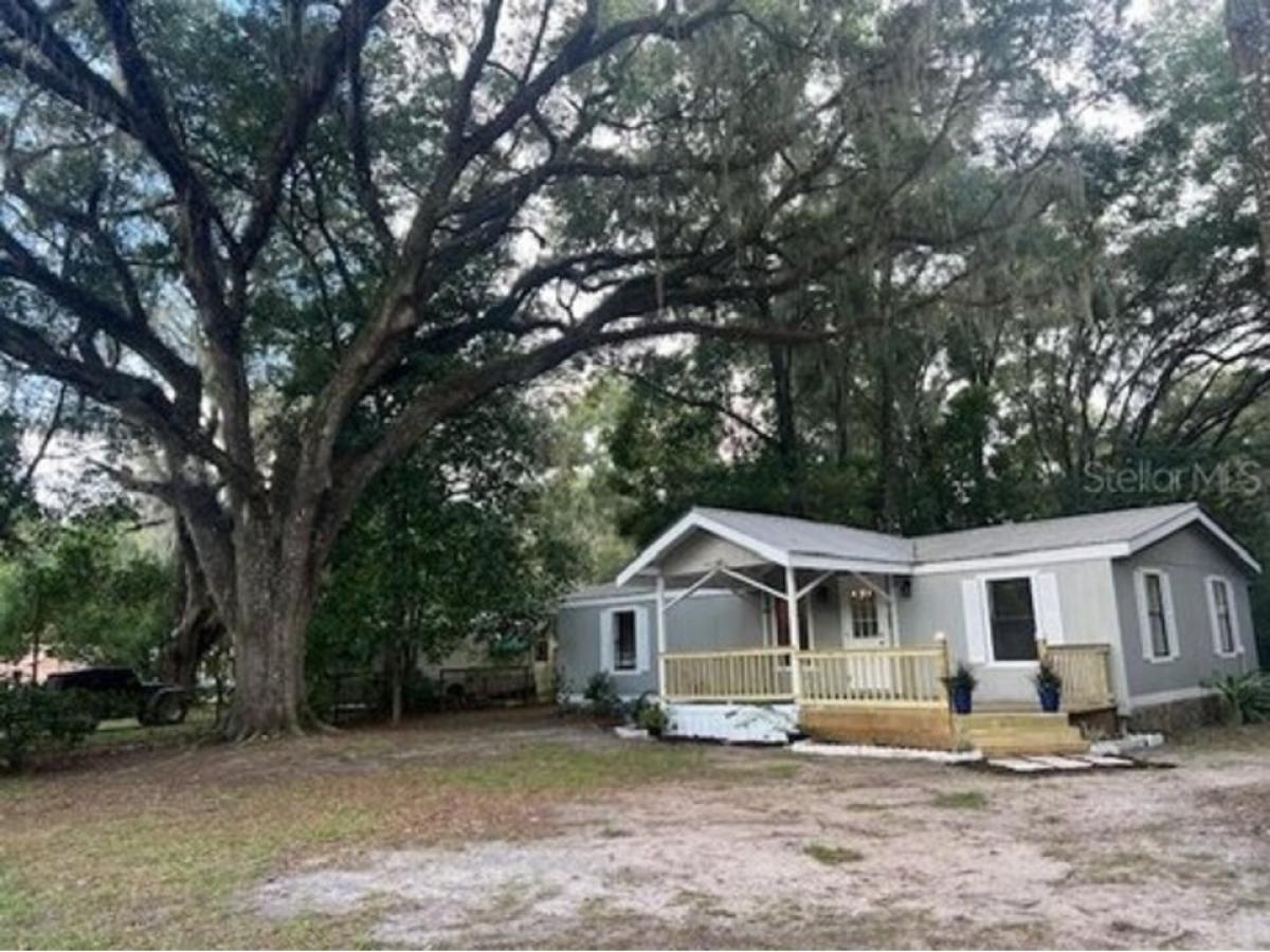 Picture of Home For Sale in Fort Mc Coy, Florida, United States