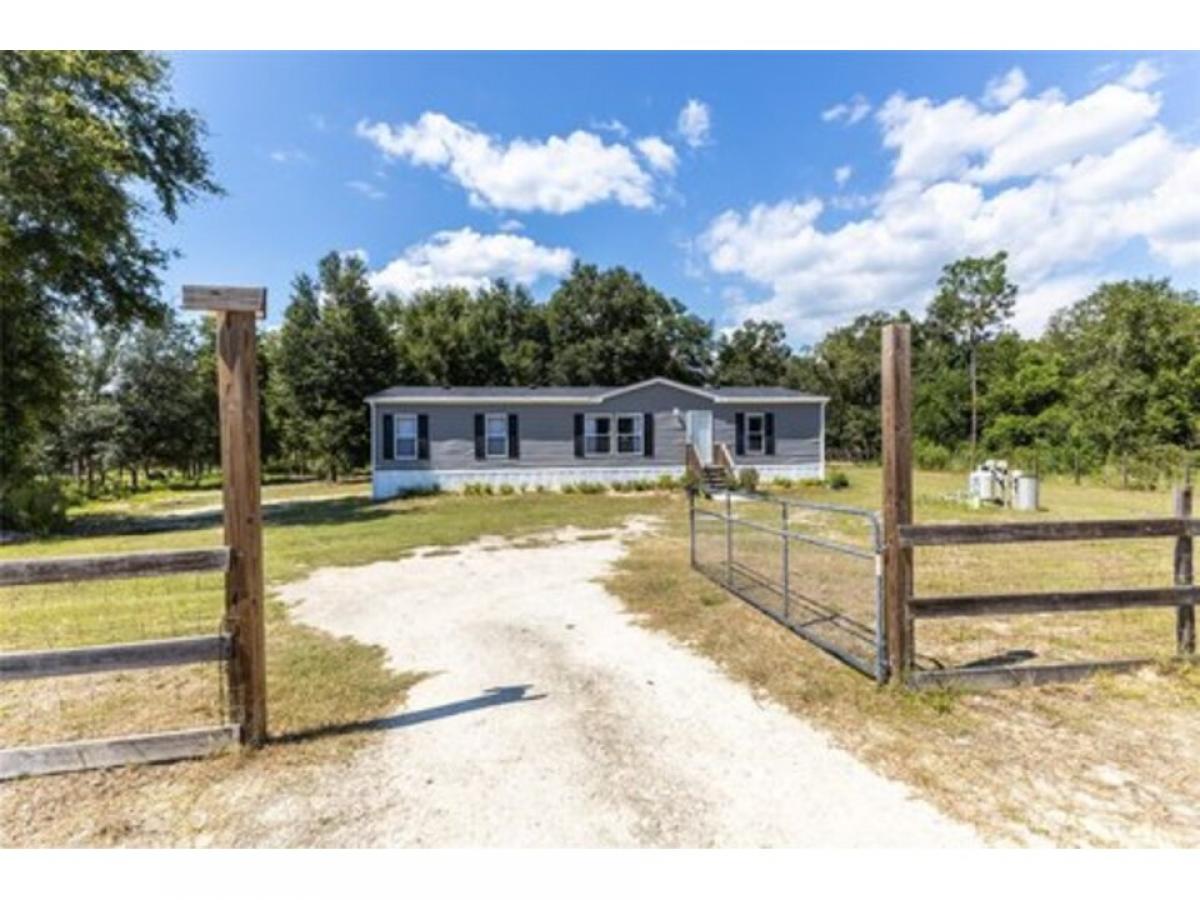 Picture of Home For Sale in Melrose, Florida, United States