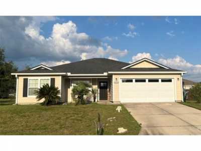 Home For Sale in Newberry, Florida