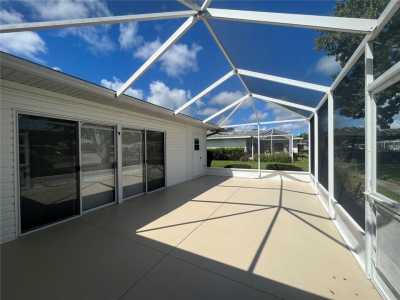 Home For Sale in Leesburg, Florida