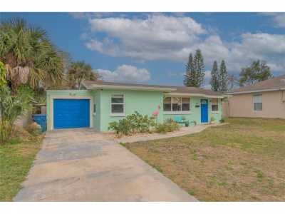 Home For Sale in Ormond Beach, Florida