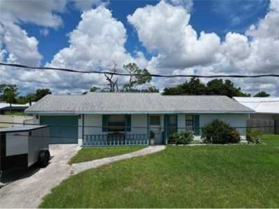 Home For Sale in Englewood, Florida