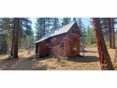 Home For Sale in Adin, California