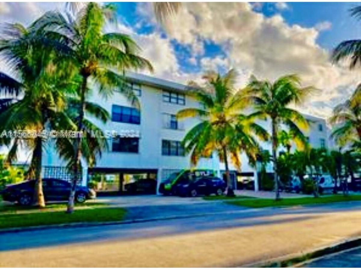 Picture of Home For Sale in North Miami Beach, Florida, United States