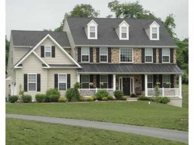 Home For Sale in Pen Argyl, Pennsylvania