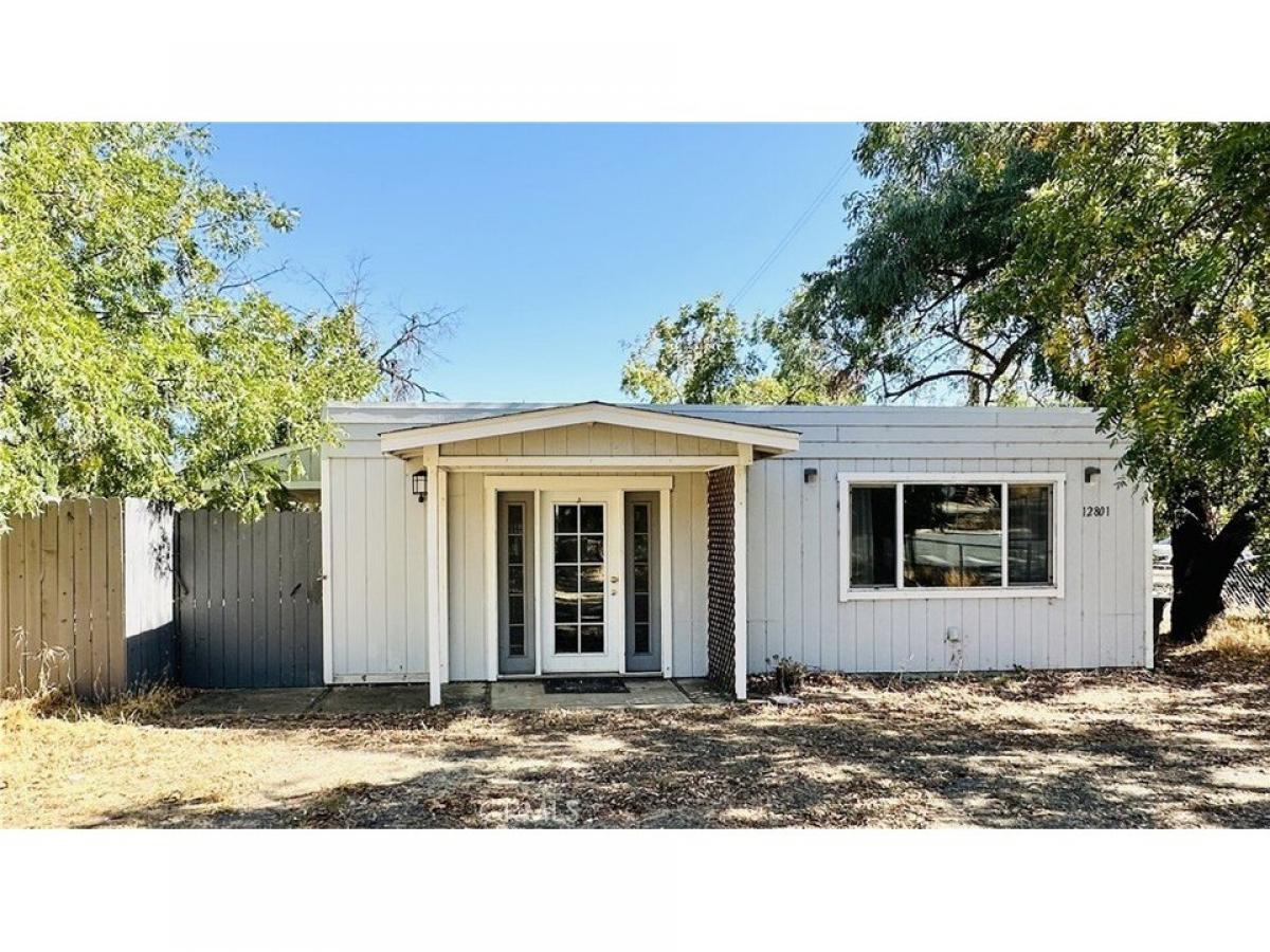 Picture of Home For Sale in Clearlake Oaks, California, United States