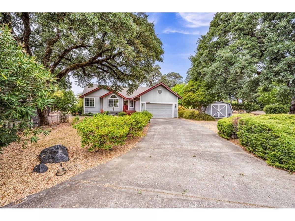 Picture of Home For Sale in Hidden Valley Lake, California, United States