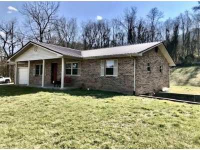 Home For Sale in Newport, Tennessee