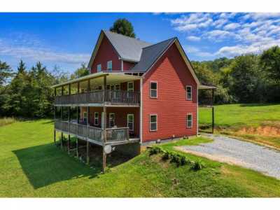 Home For Sale in Cosby, Tennessee