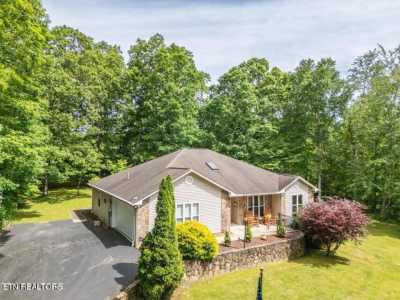 Home For Sale in Crossville, Tennessee