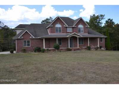 Home For Sale in Crossville, Tennessee