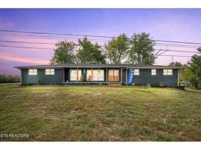 Home For Sale in Crossville, Tennessee