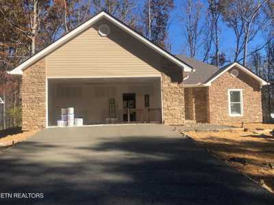 Home For Sale in Fairfield Glade, Tennessee