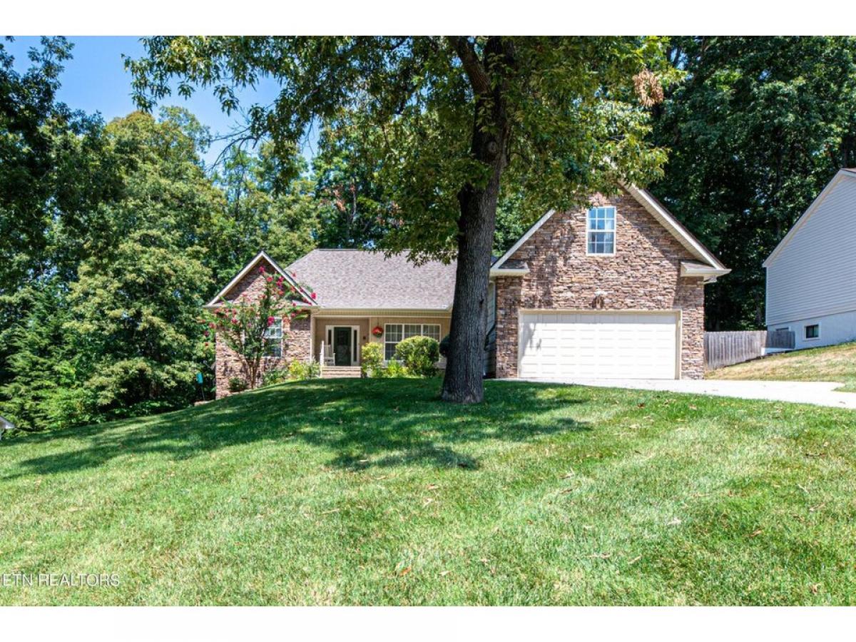 Picture of Home For Sale in Knoxville, Tennessee, United States