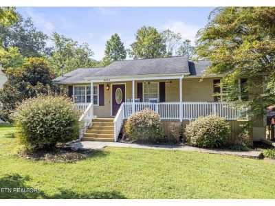 Home For Sale in Knoxville, Tennessee