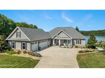 Home For Sale in Loudon, Tennessee