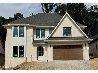 Home For Sale in Knoxville, Tennessee