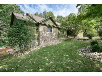 Home For Sale in Crossville, Tennessee