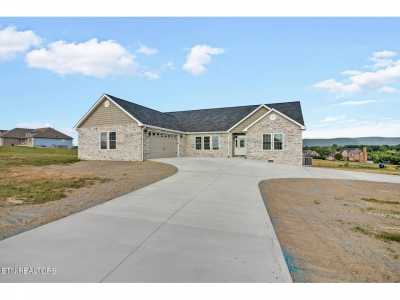 Home For Sale in Crossville, Tennessee