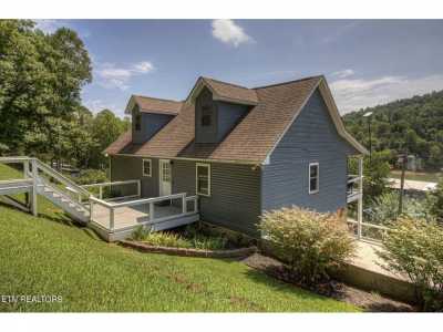 Home For Sale in Lafollette, Tennessee