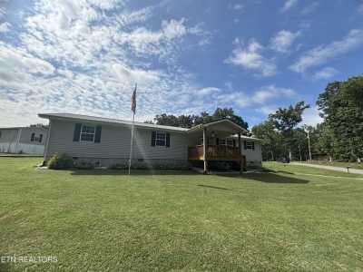 Home For Sale in Crossville, Tennessee