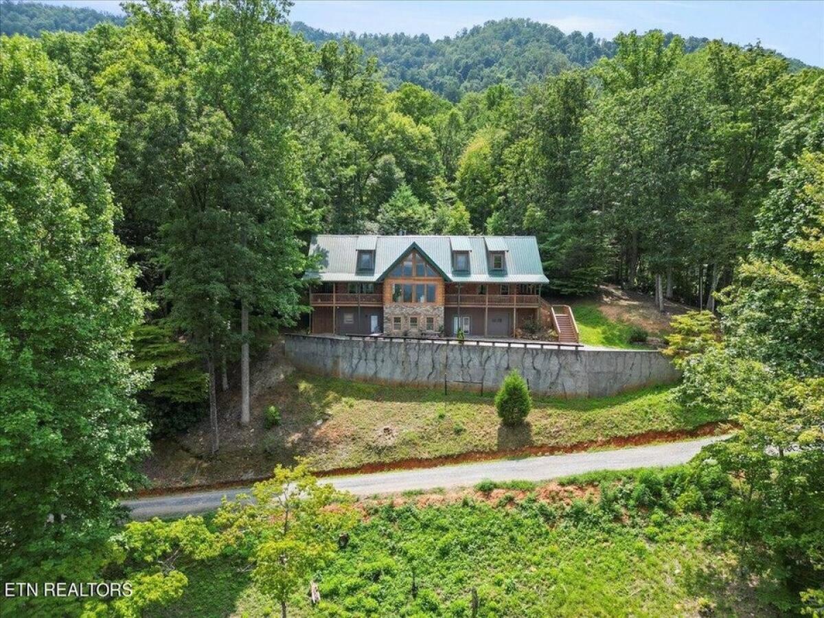 Picture of Home For Sale in Townsend, Tennessee, United States