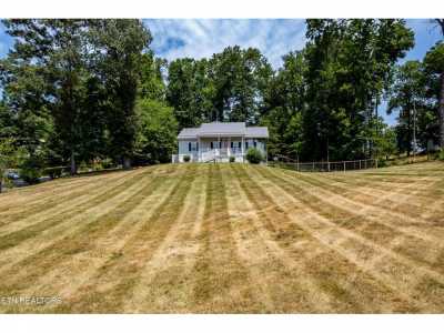 Home For Sale in Sharps Chapel, Tennessee