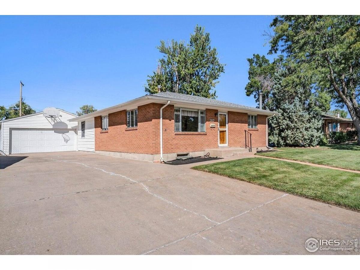 Picture of Home For Sale in Greeley, Colorado, United States