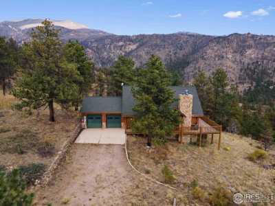 Home For Sale in Glen Haven, Colorado