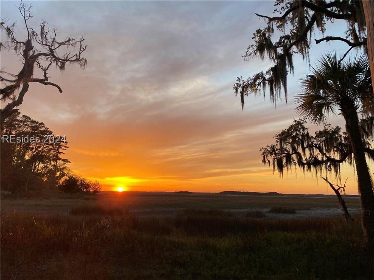 Picture of Residential Land For Sale in Daufuskie Island, South Carolina, United States