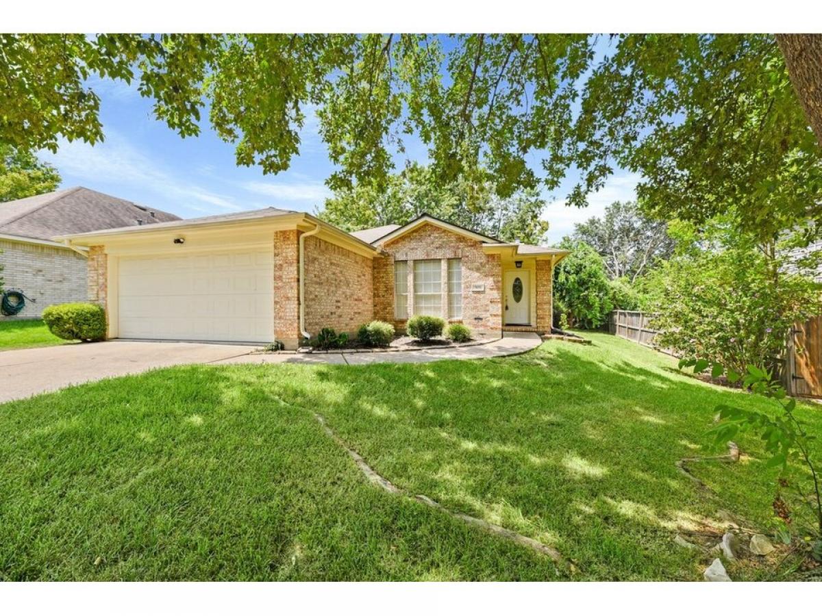 Picture of Home For Sale in Montgomery, Texas, United States