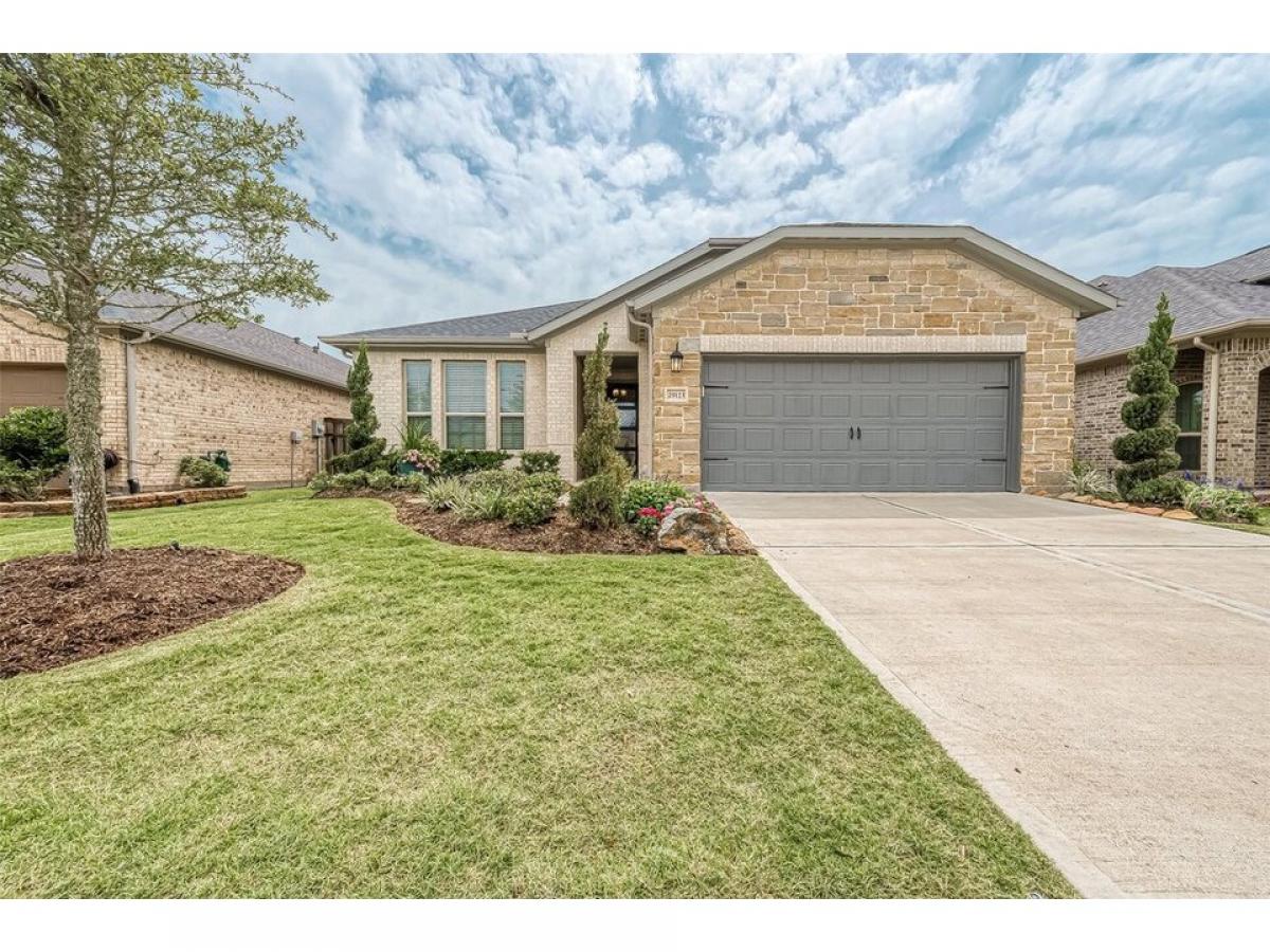 Picture of Home For Sale in Fulshear, Texas, United States