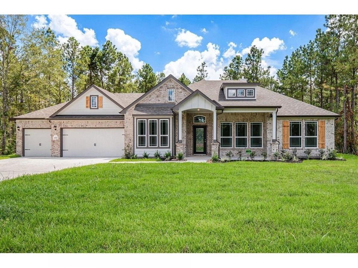 Picture of Home For Sale in Conroe, Texas, United States