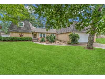 Home For Sale in Huntsville, Texas