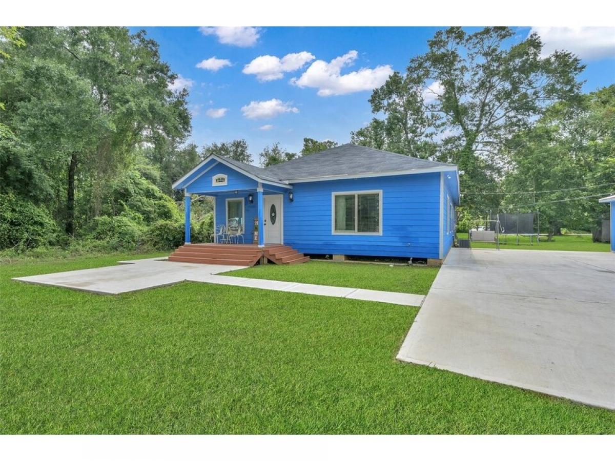 Picture of Home For Sale in Conroe, Texas, United States